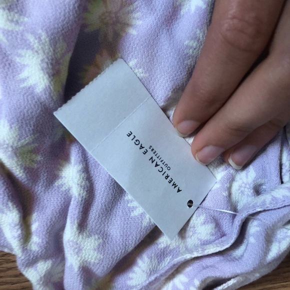 AMERICAN EAGLE PURPLE FLORAL SMOCKED BODY DRESS S - Picture 2 of 3